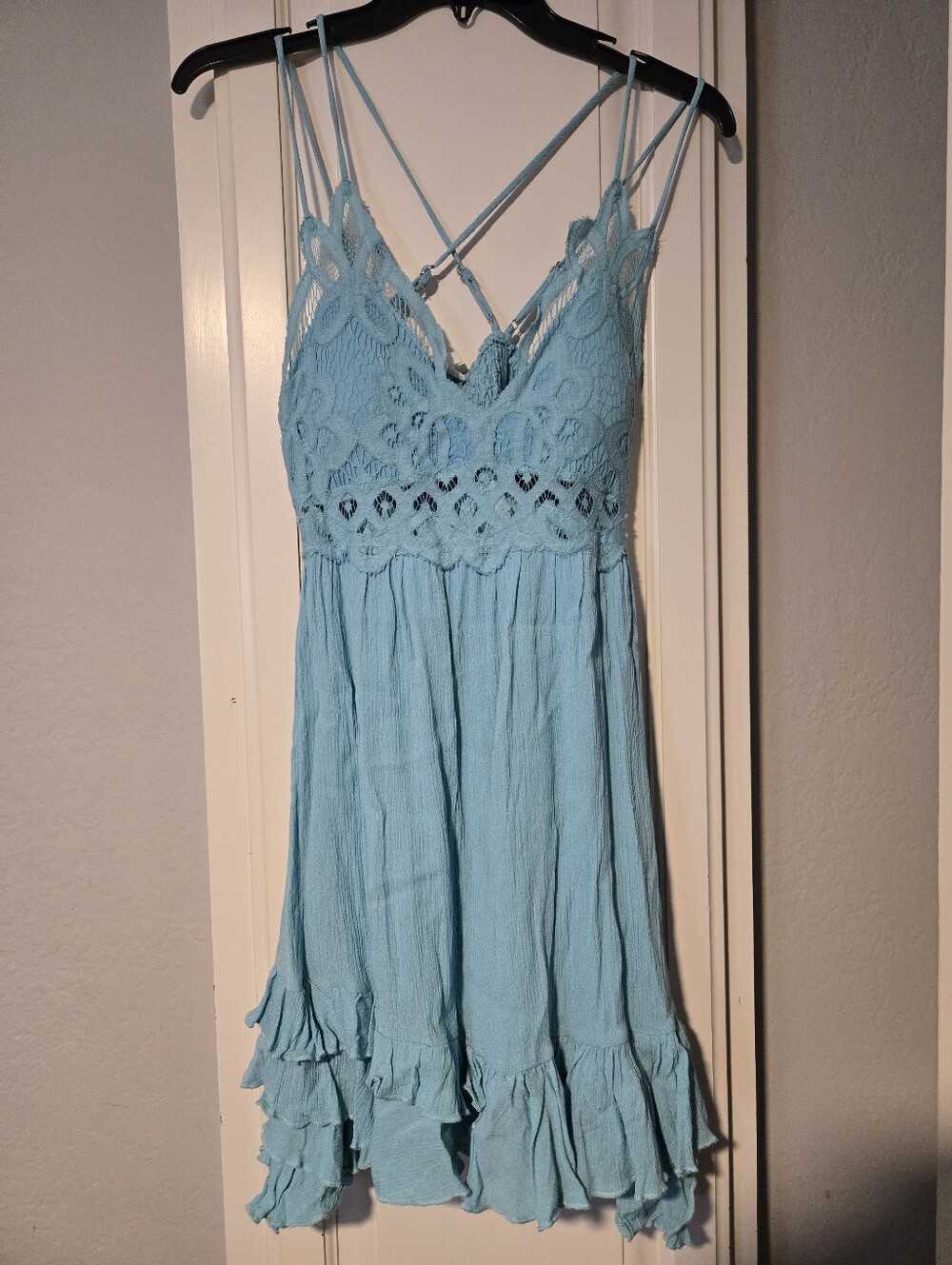 LA MIEL Turquoise Lace Maxi Dress